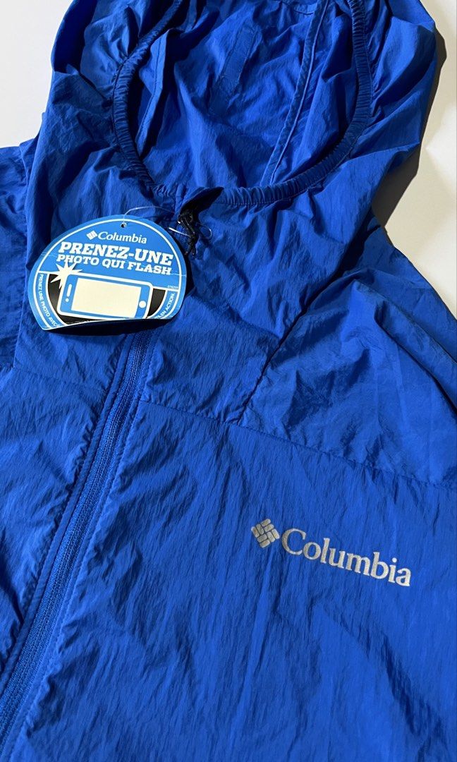 Columbia lightweight windbreaker (Category: Hoodies) located in Naga. Submitted by rexivan (Listing ID 1470580257, Image 3). Description: ⚡️ Columbia lightweight windbreaker 🛒Details Size: Large on tag fit to XL Length: 29 Width: 23 Condition: Brandnew w/ hanging tags Color: Royal blue Color Rate: 10/10 Issue: ❌ Need wash 💵 Price + Shipping Fee Unli vouch and Unli VC 📍City of Naga Cebu.