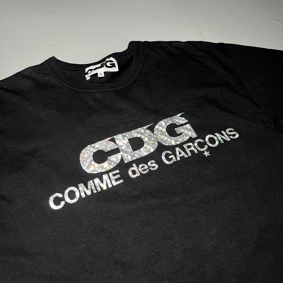 Comme des Garcons AW18 (Category: Tshirts & Polo Shirts ) located in Manila. Submitted by lostendfound1008 (Listing ID 1470586372, Image 2). Description: Comme des garcons Size: XL Dimension Width: Length: Good condition Price: 3000 MOD: Gcash / Maribank Courier: J&T / Lalamove 📍Metro Manila / Sampaloc Hmu.