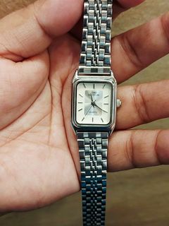 (Category: ) located in . Submitted by vintageanddainty (Listing ID 1470583106, Image 1). Description: .