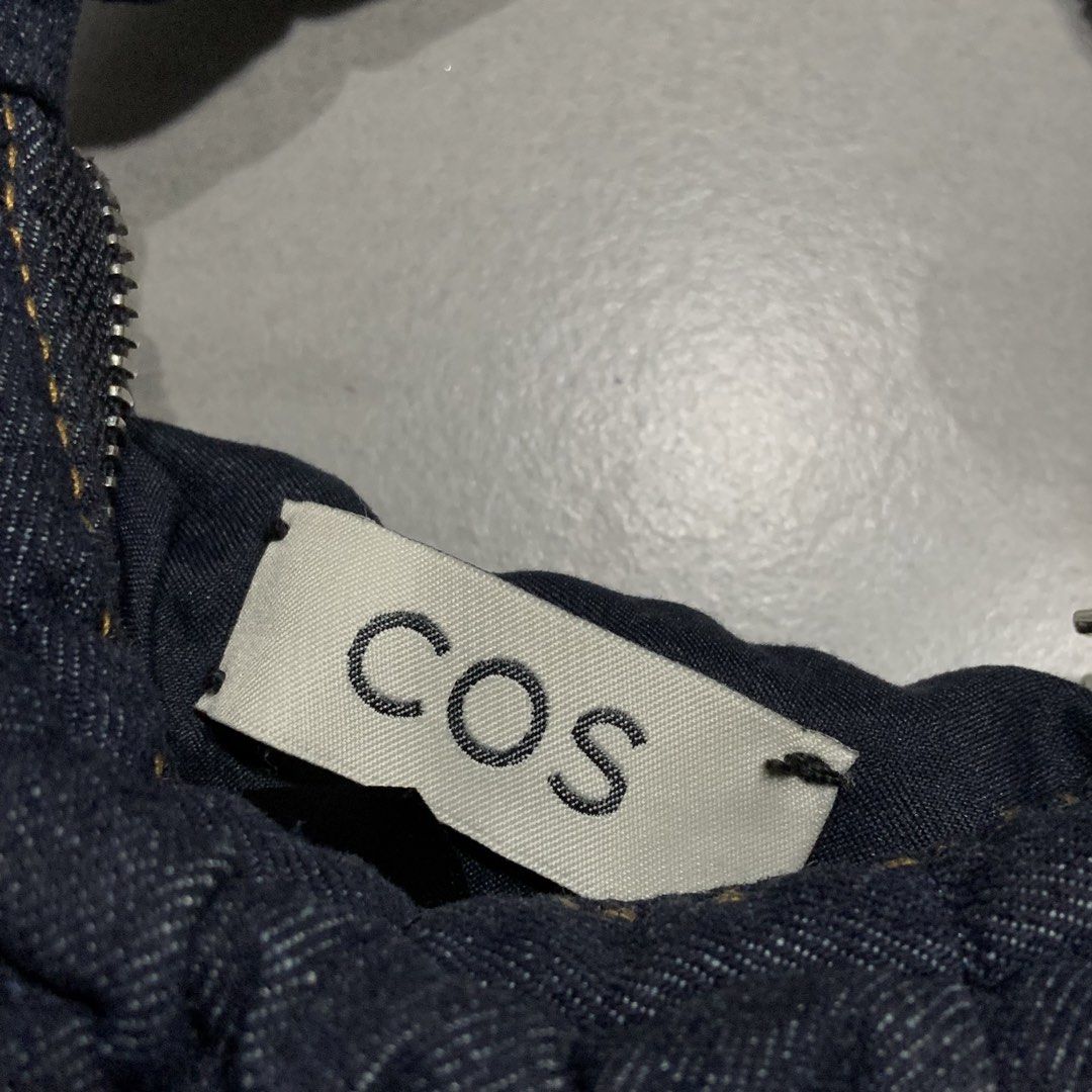 COS - Micro Quilted Denim Bag (Category: Luxury Bags & Wallets) located in Dagupan City. Submitted by deckedout. (Listing ID 1470682754, Image 3). Description: Condition: 9.5/10 Flaws: None No inclusions .