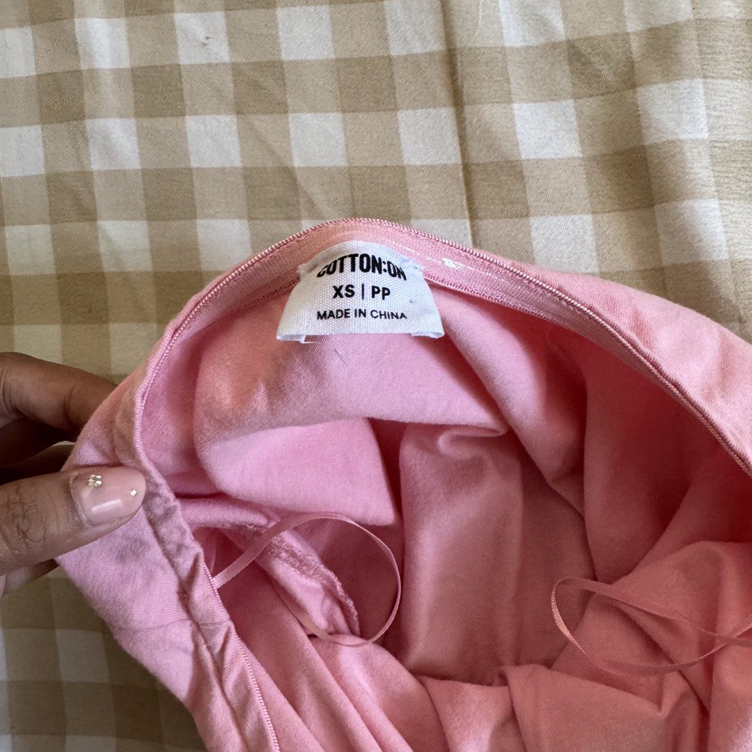 cotton on mia basque tube top (pink) (Category: Sleeveless) located in San Pablo. Submitted by aceinorv (Listing ID 1470605607, Image 2). Description: - never worn outside - just needs ironing - very pretty in person - ₱900+ on zalora.