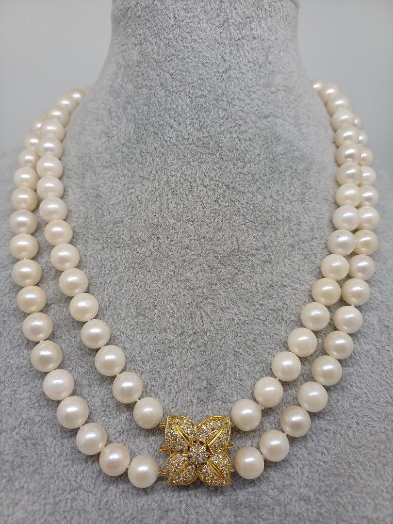 CPEARLS NECKLACE (Category: Necklaces) located in Makati City. Submitted by divinejewels.ph (Listing ID 1470637100, Image 2). Description: 11727 NECKLACE 2 LAYER 94CPEARL CLAPS 65 DIAMONDS 1.26CTS 14KYG SIZE 18:.