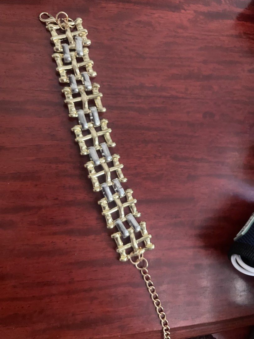 Crosshatch bracelet (Category: Announcements) located in Las Pinas. Submitted by silvader (Listing ID 1470634584, Image 1). Description: Brand new 2 tone .