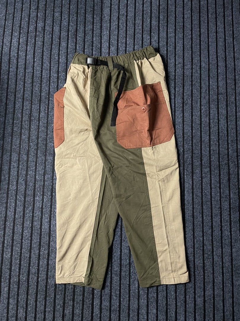 Cube Sugar Japan - Colorblocked Geared Pants (Category: Activewear) located in Puerto Princesa. Submitted by palawan.swagdealer (Listing ID 1470700709, Image 1). Description: Condition: Very good - Excellent Issue: None Measurements/Dimention -Waist: 26-36 -Length: 35 -Thigh: 13 -Leg Openning/Hem: 7.5 .