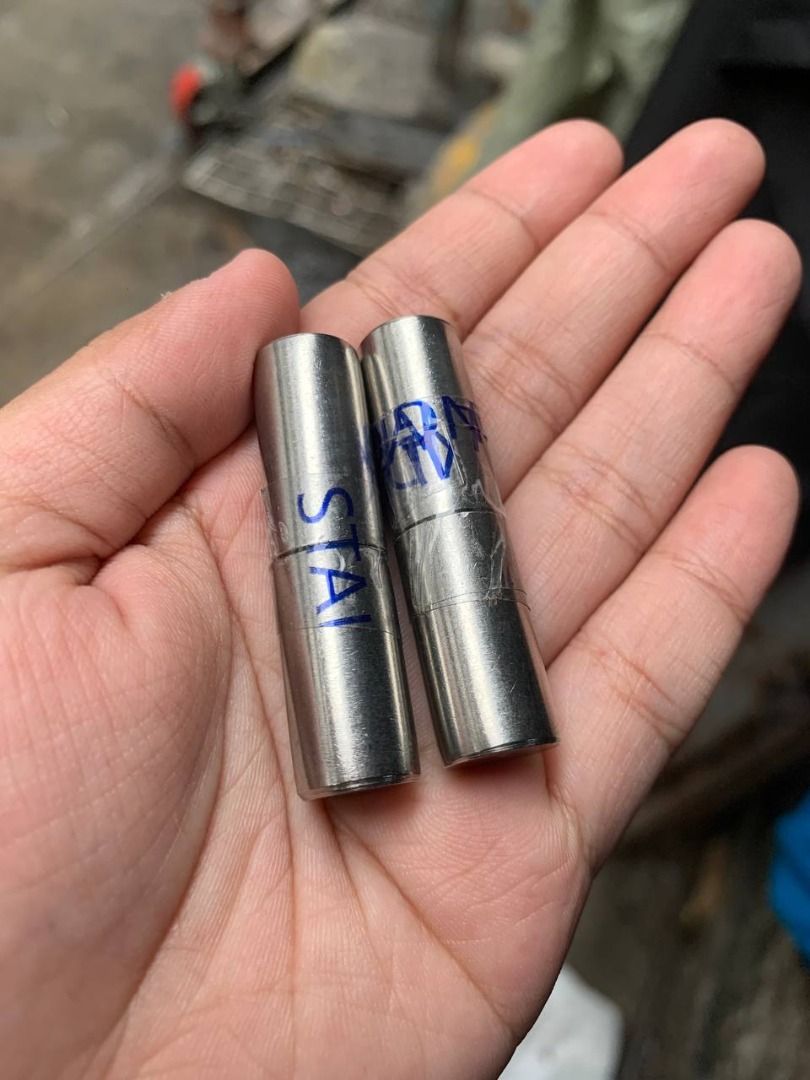 Cylindrical Hinges 202 Specs: 1/2” (Category: Everything Else Others) located in Manila. Submitted by joeyroque09 (Listing ID 1470600195, Image 3). Description: Cylindrical Hinges 202 Specs: 1/2” .