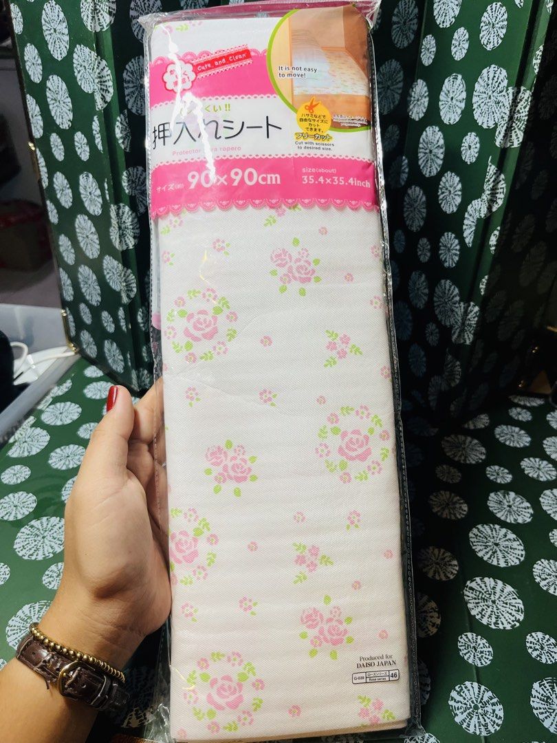 Daiso Japan Rose Pattern Shelf Liner 90x90cm (Category: Table Linen & Textiles) located in Malabon City. Submitted by mgsurplus (Listing ID 1470742140, Image 1). Description: - Authentic Daiso Japan shelf liner sheet - Charming pink rose floral design - Generous 90 x 90 cm (approx. 35.4 x 35.4 in) size - Easily cut with scissors to fit closets, shelves, and drawers - Non-slip material keeps items securely in place - Brand new and still sealed in 