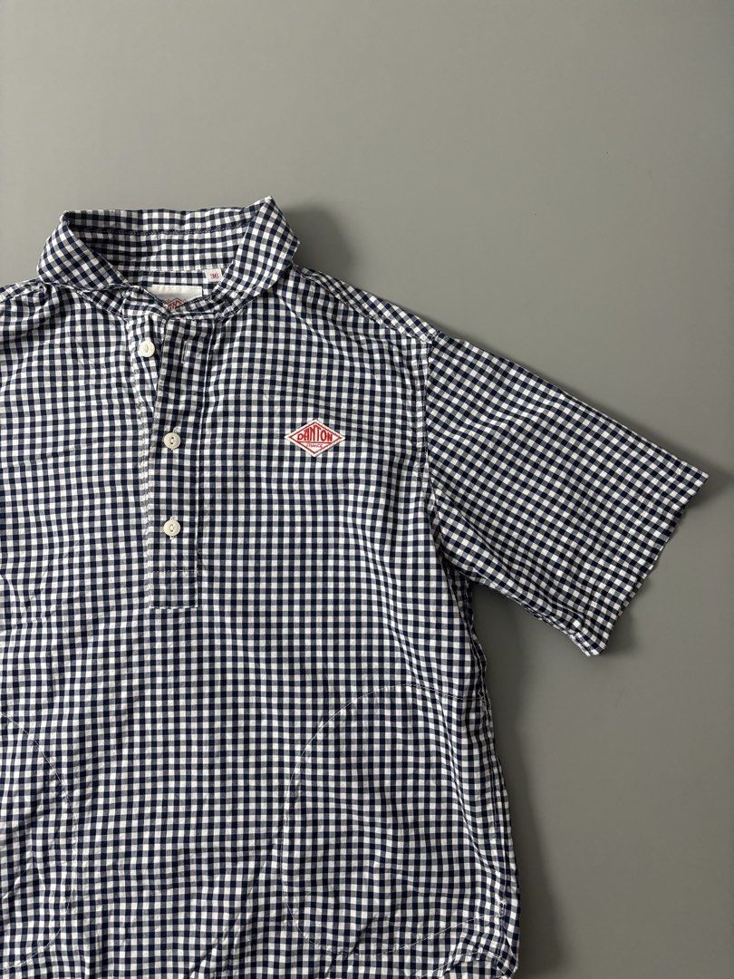 DANTON Oxford Round Collar Pullover Short-Sleeve Gingham Check Shirt (Category: Blouses) located in San Fernando. Submitted by kayemanalac_05 (Listing ID 1470724003, Image 2). Description: S or 36.
