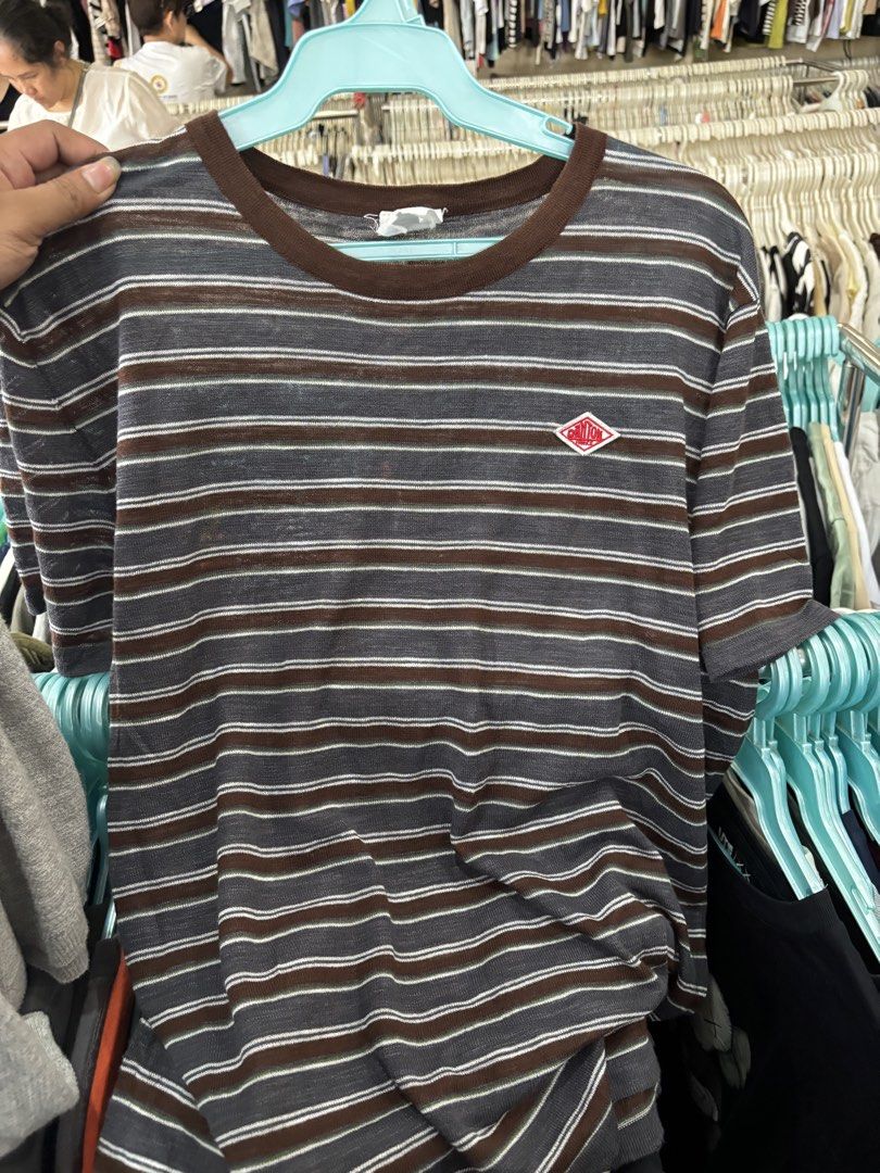 Danton Striped Shirt (Category: Tshirts & Polo Shirts ) located in Tagbilaran City. Submitted by noeeeelll (Listing ID 1470726734, Image 1). Description: In excellent condition Sign of use.