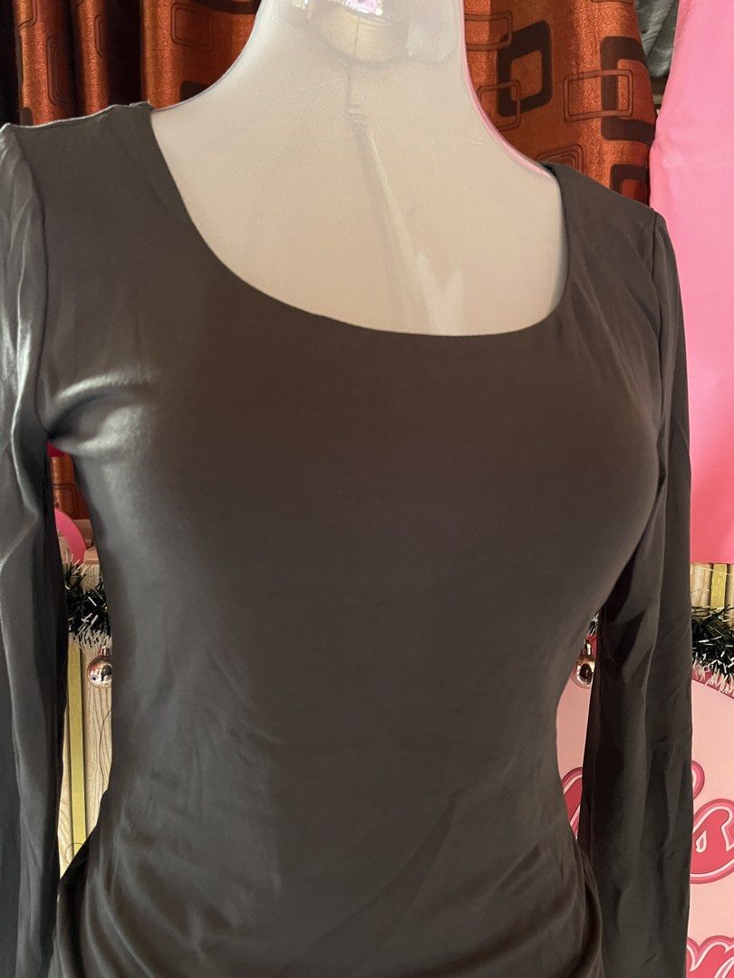 dark gray- shein (Category: Longsleeves) located in Manila. Submitted by myapparelshop (Listing ID 1470571385, Image 2). Description: .