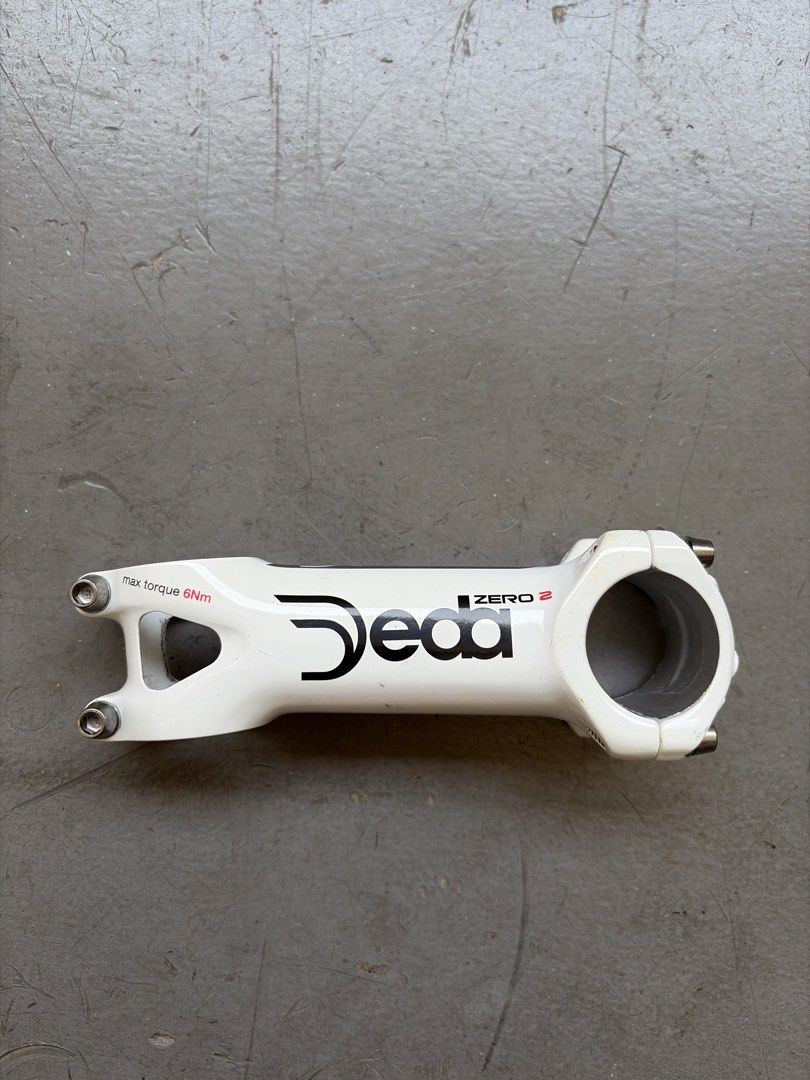 Deda Zero 2 stem (Category: Parts & Accessories) located in Singapore. Submitted by 2ndcomponents (Listing ID 1470592198, Image 1). Description: Selling deda zero2 stem 100mm length 6 degree Self collect at 680472.