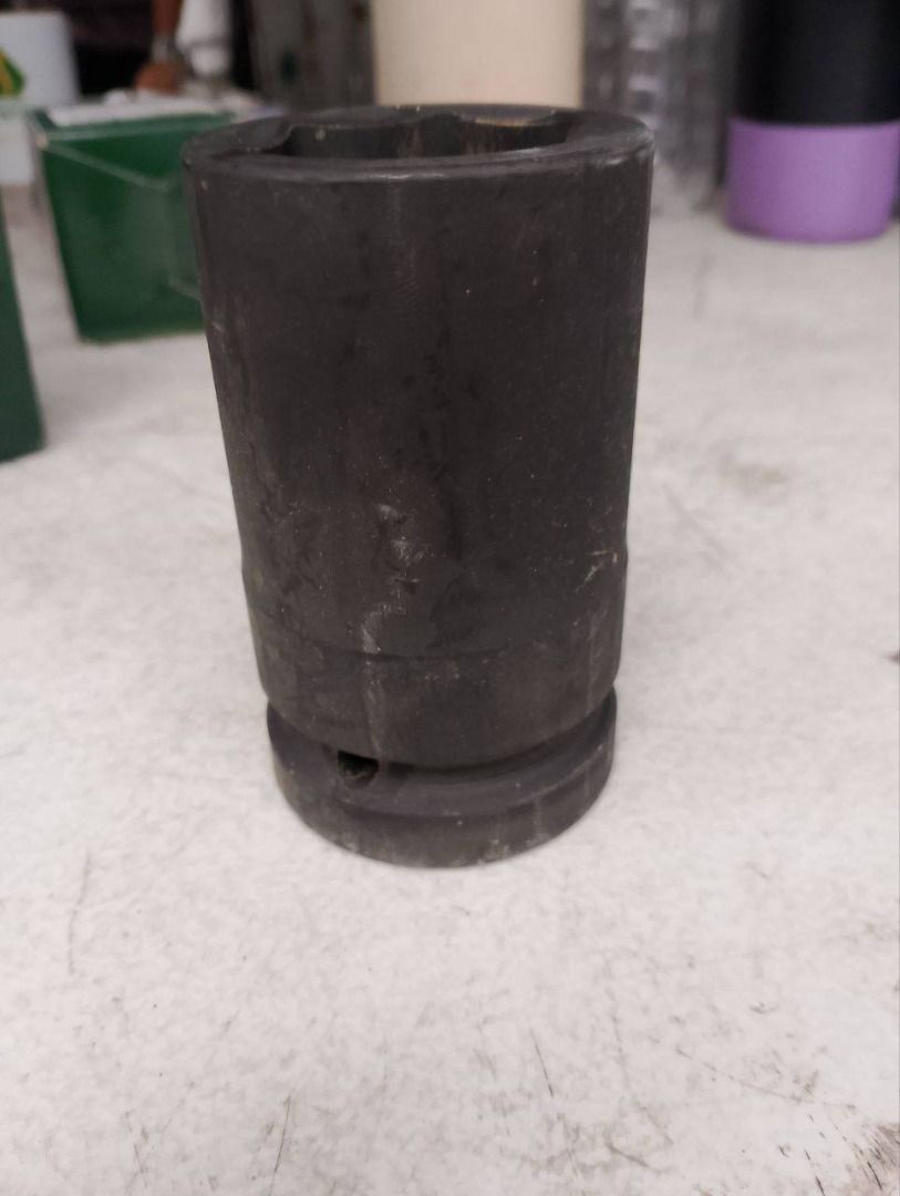 Deep socket Specs: 33mm 1”dr (Category: Everything Else Others) located in Manila. Submitted by joeyroque09 (Listing ID 1470601794, Image 2). Description: Deep socket Specs: 33mm 1”dr.
