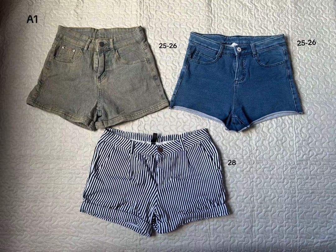 Denim Shorts Bundle (Category: Shorts) located in Batangas. Submitted by via.lavielle (Listing ID 1470651709, Image 1). Description: .