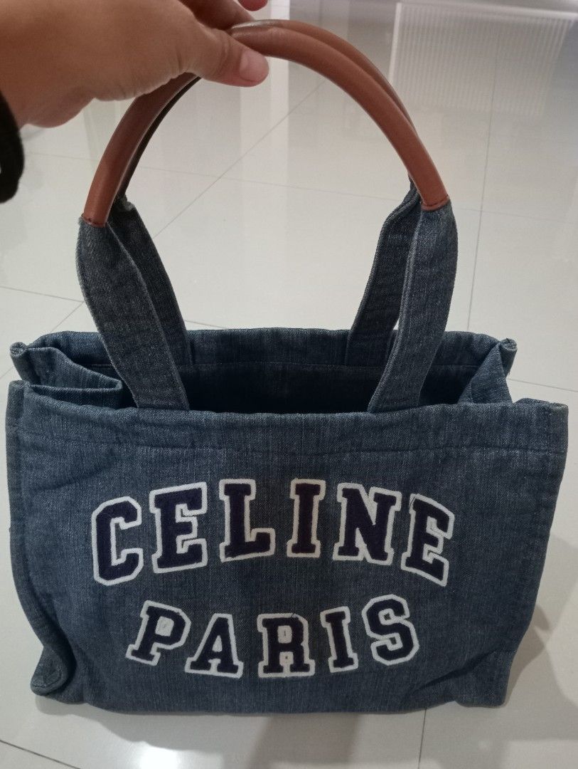 Denim tote bag (Category: Tote Bags) located in Antipolo. Submitted by gigantoshe06492 (Listing ID 1470634868, Image 1). Description: .