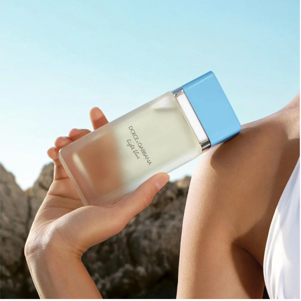 D&G LIGHT BLUE EDT 200ml. (Category: Fragrance & Deodorants) located in Quezon City. Submitted by joansc (Listing ID 1470719479, Image 2). Description: SOURCED: DUBAI/UAE 100% ORIGINAL ONLY.