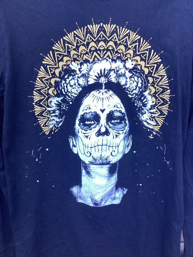 Dia de los Deftones 2022(DDLD22) Longsleeve (Category: Coats, Jackets and Outerwear) located in Balanga. Submitted by archivefine_ds (Listing ID 1470656464, Image 3). Description: Dia de los Deftones 2022(DDLD22) Longsleeve Size S on tag 10/10 good condi, need wash w 18 L 28 1800 or best offer .