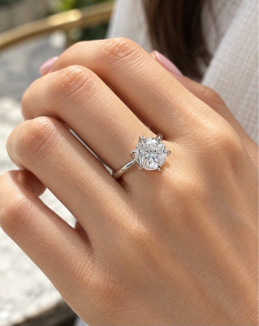 Diamond Ring (Category: Rings) located in Manila. Submitted by annafinds (Listing ID 1470651628, Image 1). Description: A classic solitaire ring featuring a round brilliant-cut natural 2.30ct of diamond set in a six-prong Pt900 band. ₱152,000 Open for layaway..
