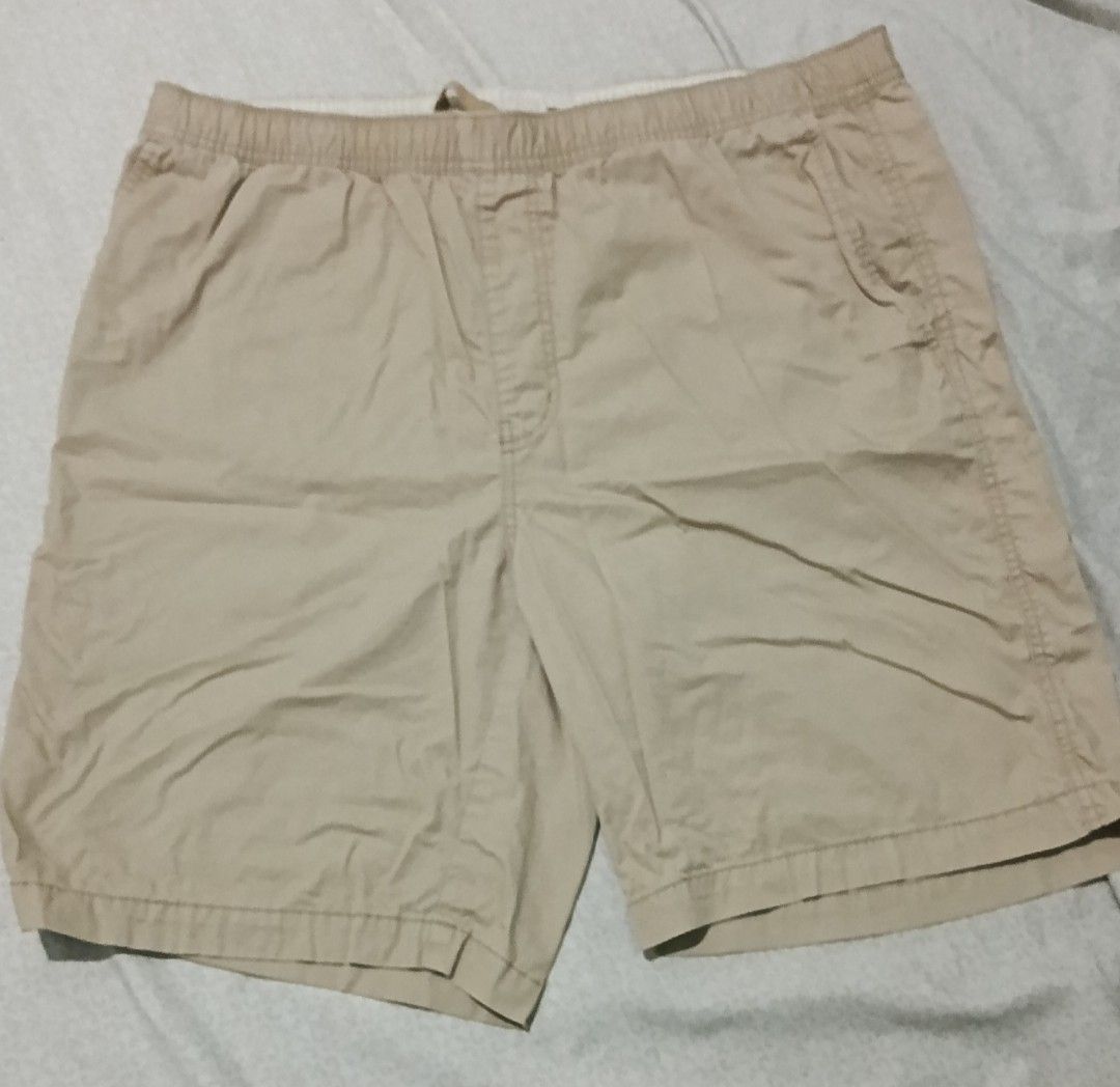 Dickies Beige Casual Shorts (Category: Shorts) located in General Santos City (Dadiangas). Submitted by sejay47 (Listing ID 1470560250, Image 1). Description: - Brand: Dickies - Color: Beige / Khaki - Good condition (no issue) - Price is negotiable - Size: 2X-Large - Material: 100% Cotton (Made in Vietnam) - Waistband: Elastic with adjustable drawstring - Details: Single back pocket with small tag - Style: Casual, easy everyday wear that pairs we