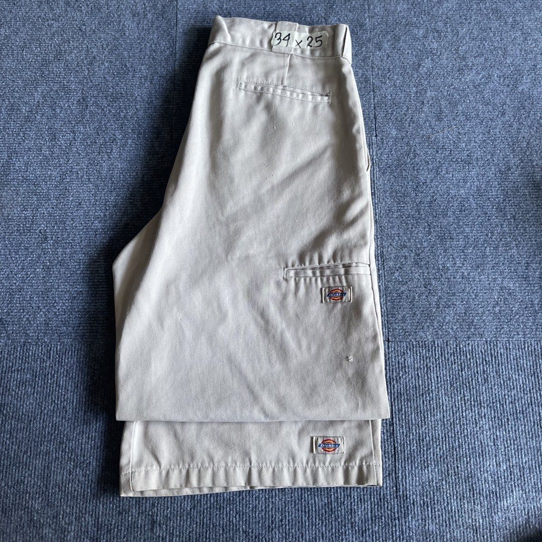 Dickies dpatch (Category: Chinos) located in Butuan. Submitted by cgsayas20083001 (Listing ID 1470607883, Image 1). Description: Nasa pic issue .