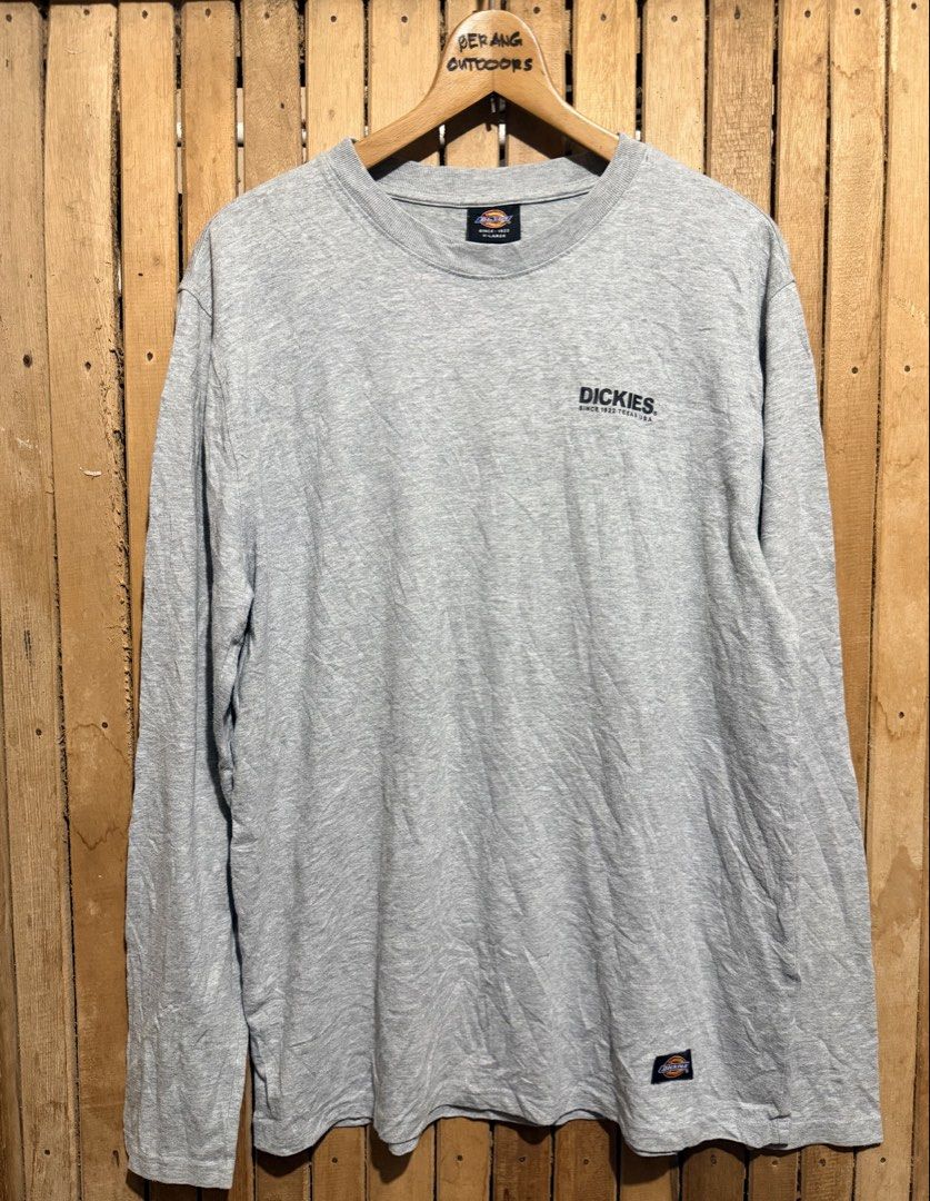 Dickies Long Sleeves (Category: Tshirts & Polo Shirts ) located in Maramag. Submitted by ghab82885 (Listing ID 1470692000, Image 1). Description: Dickies Long Sleeves Excellent condition No issue Size XL W22” x L28.5” 250 only.