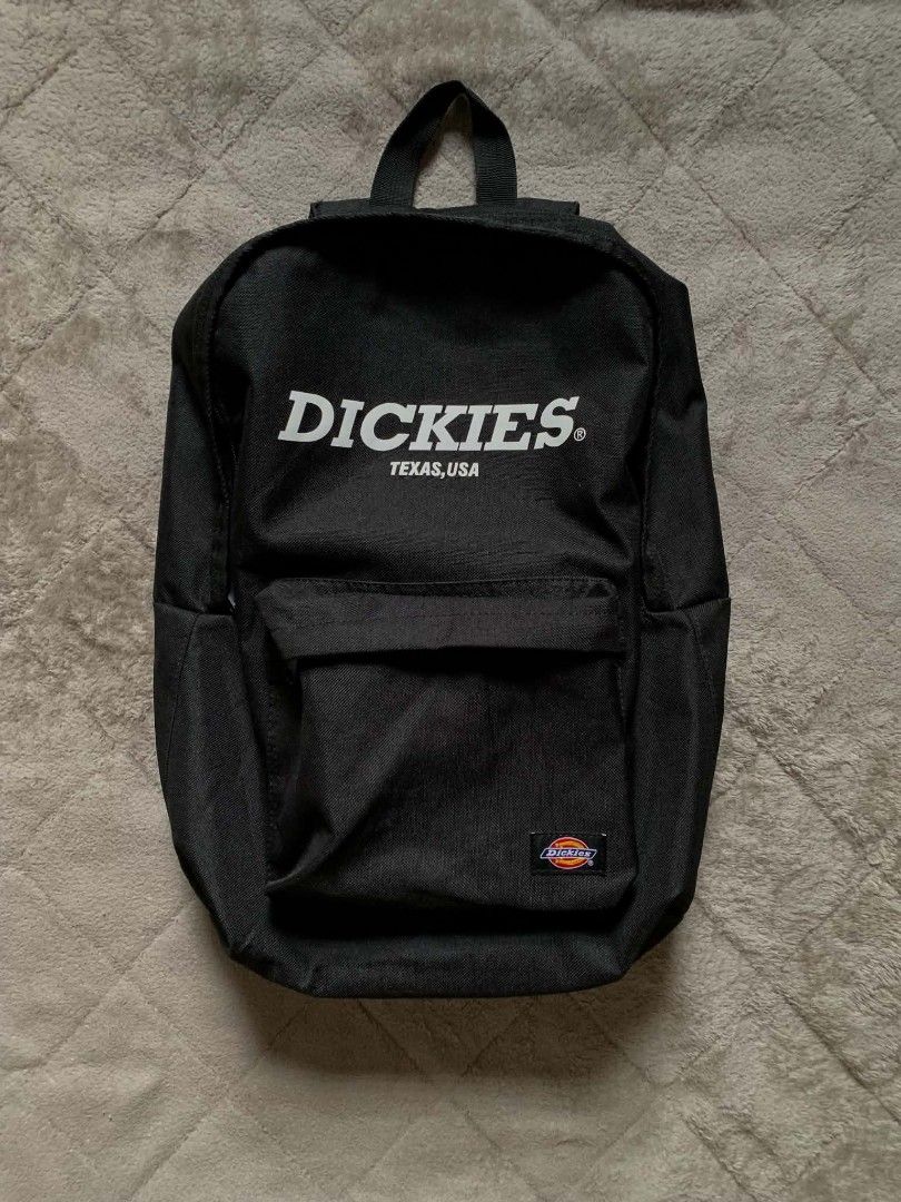 Dickies Texas USA Black Backpack (Category: Backpacks) located in Sorsogon. Submitted by sell_triftv2 (Listing ID 1470690913, Image 1). Description: DICKIES black bag ‎ ‎📏size(inches) ‎Width:15.5 ‎Length:18 ‎ ‎Condition:10/10 ‎Color rate:10/10 ‎issue:none ‎ ‎🏷️price:2229 ‎ ‎📍MOP ‎payment first/no COD!! ‎gcash payment ‎J&T/meet up ‎ ‎📌dm me or comment mine for purchasement ‎📌Colors may vary slightly due to lighting and camera settings. ‎📌Sin