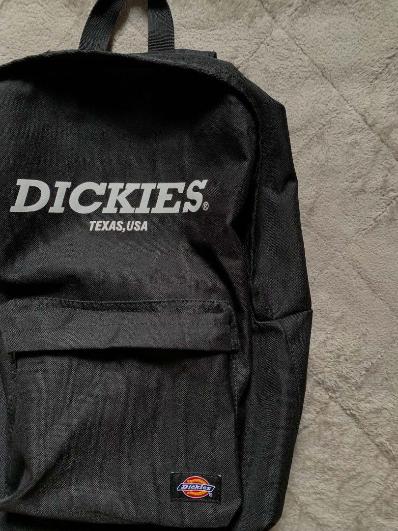 Dickies Texas USA Black Backpack (Category: Backpacks) located in Sorsogon. Submitted by sell_triftv2 (Listing ID 1470690913, Image 3). Description: DICKIES black bag ‎ ‎📏size(inches) ‎Width:15.5 ‎Length:18 ‎ ‎Condition:10/10 ‎Color rate:10/10 ‎issue:none ‎ ‎🏷️price:2229 ‎ ‎📍MOP ‎payment first/no COD!! ‎gcash payment ‎J&T/meet up ‎ ‎📌dm me or comment mine for purchasement ‎📌Colors may vary slightly due to lighting and camera settings. ‎📌Sin