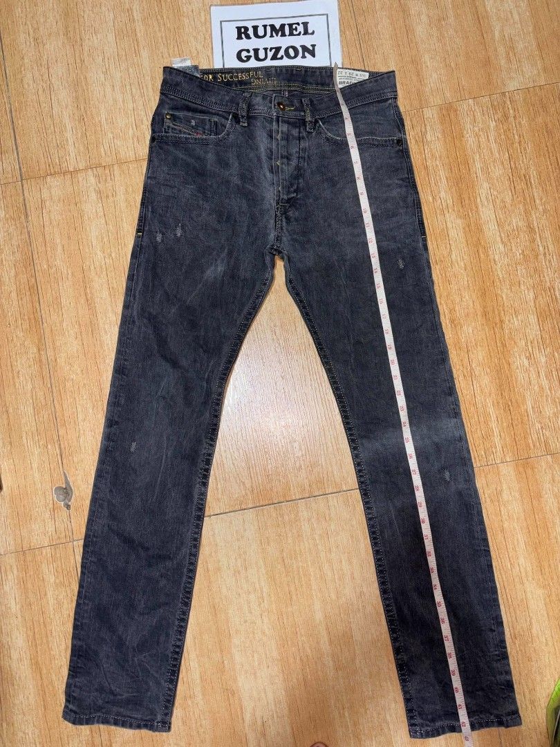 Diesel Regular Slim Jeans Grey Size 29 L32 (Category: Jeans) located in Quezon City. Submitted by rumel.guzon1630-15361 (Listing ID 1470736482, Image 3). Description: - Brand/Model: Diesel Brad wash 0806Z stretch denim jeans - Color: Dark grey wash - Tagged Size: W29 L32 - Measurements: ~17 inches across the waist, ~42 inches total length - Details: Button fly closure, Diesel-Co leather back patch, branded rivets, and classic back pocket stitchin