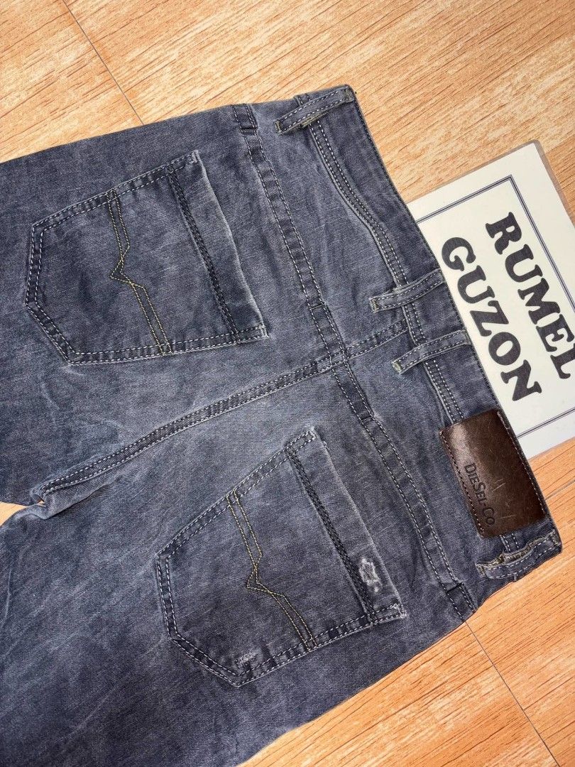 Diesel Regular Slim Jeans Grey Size 29 L32 (Category: Jeans) located in Quezon City. Submitted by rumel.guzon1630-15361 (Listing ID 1470736482, Image 1). Description: - Brand/Model: Diesel Brad wash 0806Z stretch denim jeans - Color: Dark grey wash - Tagged Size: W29 L32 - Measurements: ~17 inches across the waist, ~42 inches total length - Details: Button fly closure, Diesel-Co leather back patch, branded rivets, and classic back pocket stitchin