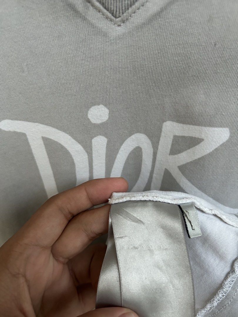 Dior (Category: Luxury Apparel) located in Dagupan City. Submitted by urfavprince (Listing ID 1470665787, Image 3). Description: Dimes: 22 x 27 Excellent Condition No issue.