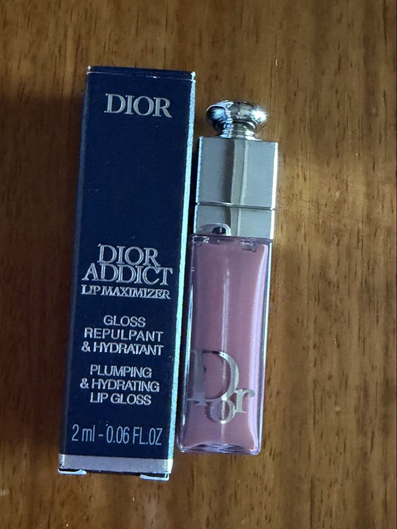 DIOR LIPMAXIMIZER GLOWW PLUMPING & HYDRATING LIP GLOSS (Category: Makeup) located in San Juan City. Submitted by cashfrancefashioncosmetics_ph (Listing ID 1470742166, Image 2). Description: DIOR LIPMAXIMIZER GLOWW PLUMPING & HYDRATING LIP GLOSS Shade 38 5pcs 001 10pcs 2ml each Minis.