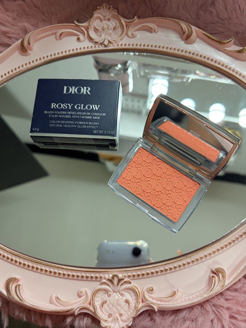 Dior rosy glow blush (Category: Makeup) located in Manila. Submitted by hnnhsrmnt (Listing ID 1470609849, Image 2). Description: Bnew with box Shade: Coral.