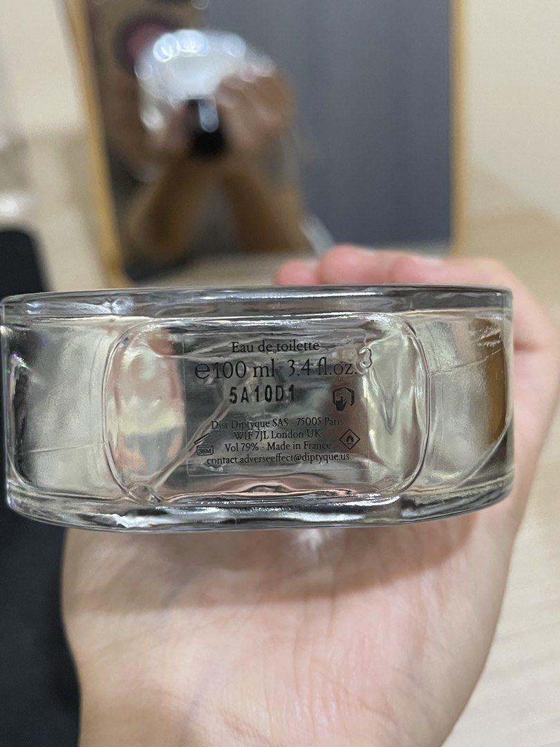 Diptyque Ilio EDT 100ml (Category: Fragrance & Deodorants) located in Manila. Submitted by priv.com (Listing ID 1470581196, Image 3). Description: DIPTYQUE ILIO EDT 100ML 🍃 Preloved | For Sale Letting go of my Diptyque Ilio Eau de Toilette, 100 mL. Still has plenty of juice left! 🤍 𖦹 Condition: Preloved, see photos for actual condition 𖦹 Size: 100 mL 𖦹 Scent: Fresh, fruity, and slightly floral 𖦹 Inclusions: Bottle only 𖦹 RFS: cheating ex’s