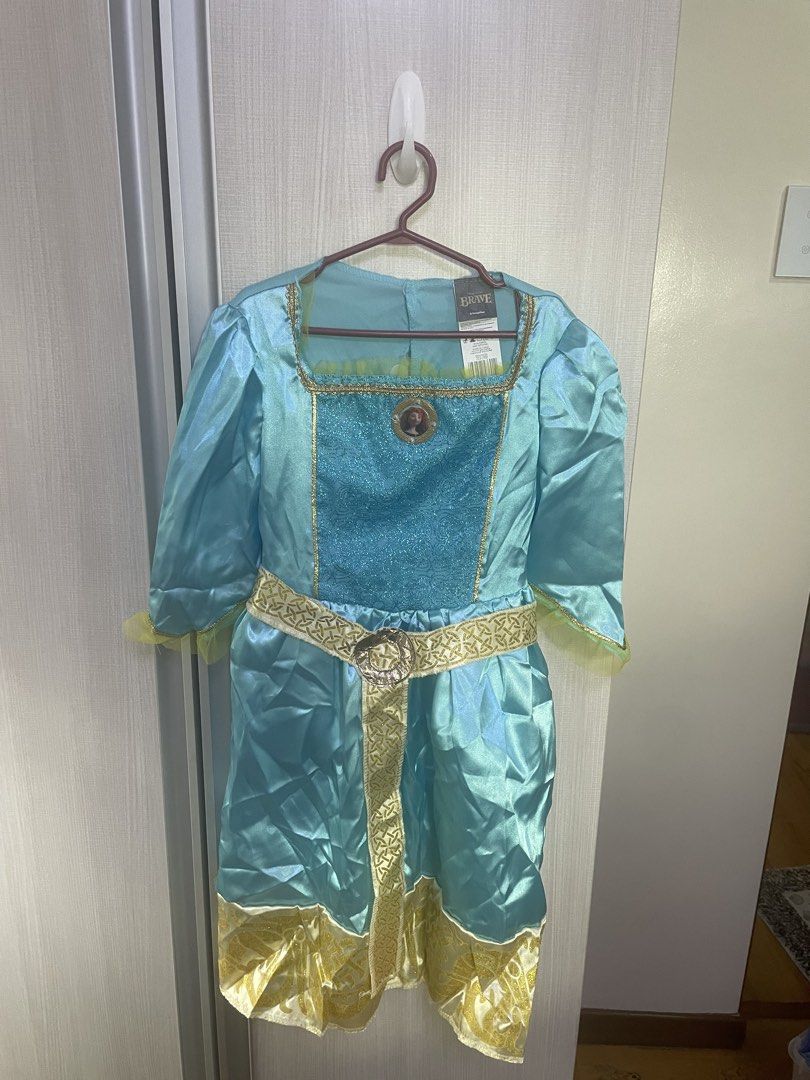 Disney Costume (Merida from Brave) (Category: Babies & Kids Fashion) located in Quezon City. Submitted by maxinemnl (Listing ID 1470575579, Image 2). Description: Never used 5Y.