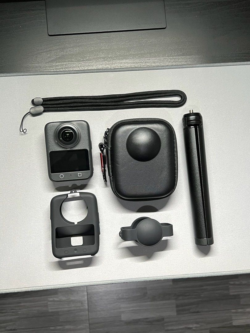 DJI Osmo 360 Action Camera (Category: Cameras) located in Malabon City. Submitted by enricogomez (Listing ID 1470675340, Image 1). Description: DJI Osmo 360 Action Camera • good condition • under warranty til Aug. 2027 • with internal storage of 105GB • honest issue: both lens has minor scratch (output not affected) Inclusions • osmo 360 • silicon lens cover • silicon case • tripod • strap • pouch Preferably meetup only for safe transactions. Tha