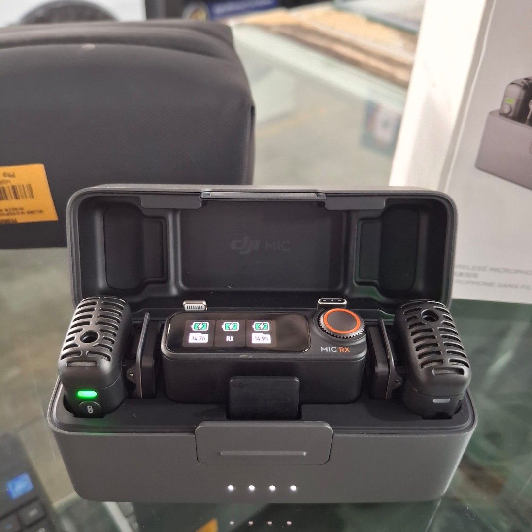 DJI WIRELESS MICROPHONE DMR02 (Category: Microphones) located in Paranaque City. Submitted by ivy69425 (Listing ID 1470569130, Image 2). Description: .