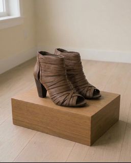 (Category: ) located in . Submitted by minimalistmanila (Listing ID 1470575645, Image 1). Description: .