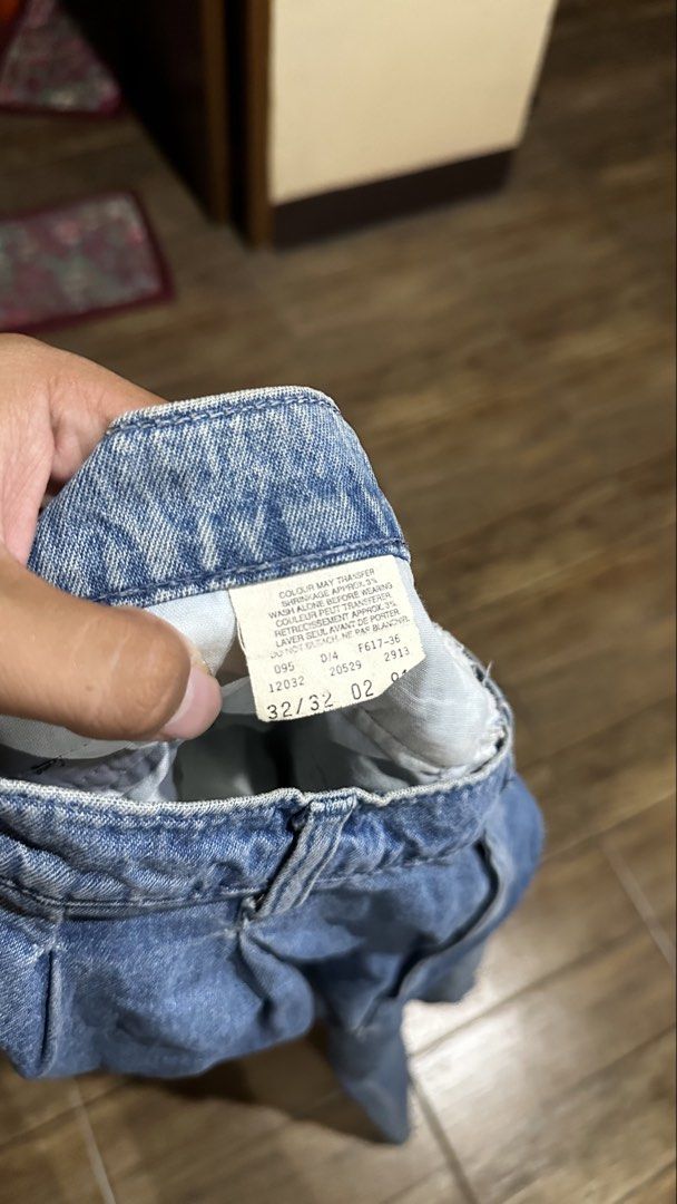 DOCKERS JEANS (Category: Jeans) located in Manila. Submitted by urban-vintage_2 (Listing ID 1470568918, Image 2). Description: ISSUE: NONE ( NEED WASH ) MOP :GCASH ( NO COD ) SHIP VIA : LALAMOVE & J&T LOCATION : PASIG CITY LENGTH : 44 WIDTH : 32 HEM : 8.