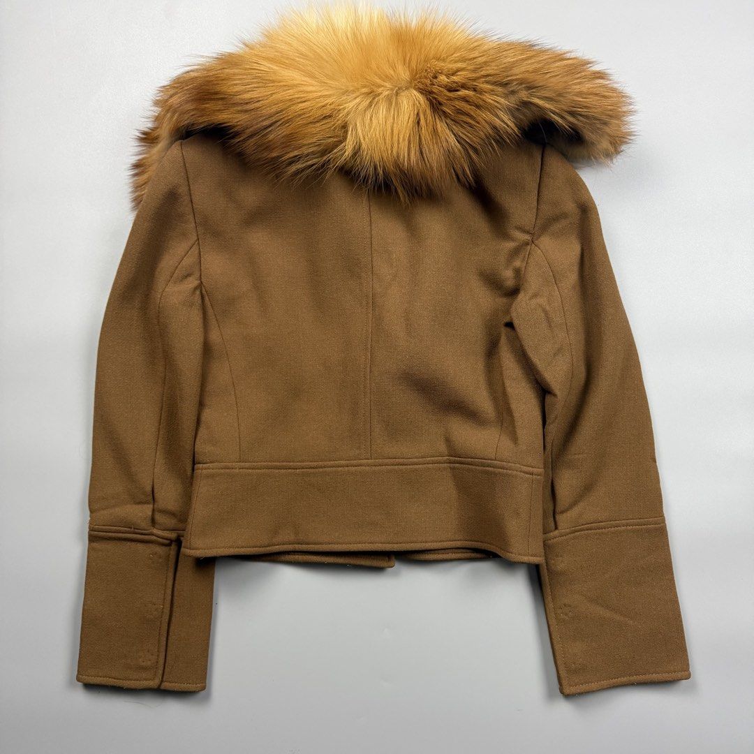 Dolce & gabbana cropped wool blend jacket pur collar (Category: Coats, Jackets and Outerwear) located in Cavite. Submitted by epiboie (Listing ID 1470712579, Image 2). Description: Dolce & gabbana cropped wool blend jacket pur collar Size 38 on size tag Excellent condition No issue Can pass to good as new 18inches flat lay (36 chest wrap around) 16 inches flat lay 22.5 sleeve 15.5 shoulder 18.5 length.