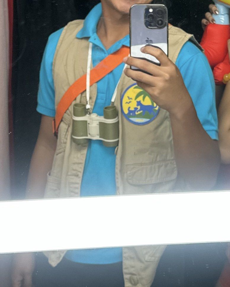 Dora and Diego Halloween Costume (Category: Vests) located in Manila. Submitted by whereubeeeeeen11 (Listing ID 1470707437, Image 2). Description: SELLING AS SET Inclusions: - Brown vest (M) - Go Diego Go patch - Binocular telescope - Orange bag.