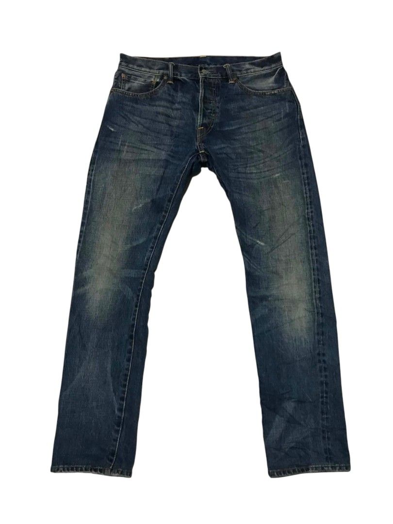 Double RL Low Straight Selvedge Denim (Category: Jeans) located in Aloran. Submitted by thrift_hunter73 (Listing ID 1470659869, Image 2). Description: .