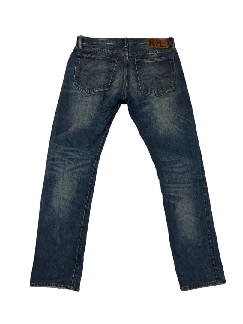 Double RL Low Straight Selvedge Denim (Category: Jeans) located in Aloran. Submitted by thrift_hunter73 (Listing ID 1470659869, Image 1). Description: .