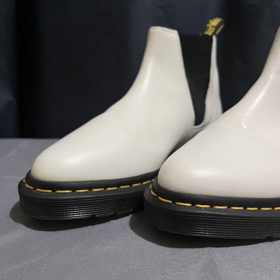 DR. MARTENS BIANCA CHELSEA BOOTS (Category: Boots) located in Taguig. Submitted by maniladept. (Listing ID 1470693753, Image 2). Description: DR.MARTENS BIANCA CHELSEA BOOTS AUTHENTIC SIZE: 5UK / 7US 9.5/10 CONDITON PAIR ONLY NO BOX NEGOTIABLE DM.