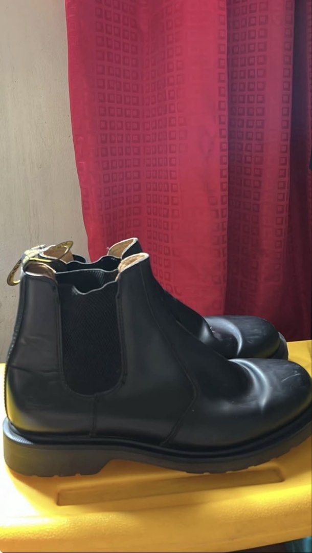 Dr. Martens, boots (Category: Boots) located in Manila. Submitted by kurtfelisco2gmail.com (Listing ID 1470600055, Image 1). Description: Negotiable!! Mabilis kausap Pwede baratin Hindi na ginagamit/no longer in use Pwede lalamove, jnt or meet up Pm for more info!.