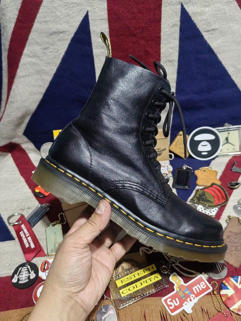 DR. MARTENS PASCAL (Category: Boots) located in Baguio. Submitted by curated_luxe_brandeds (Listing ID 1470603160, Image 2). Description: DR. MARTENS PASCAL VIRGINIA SOFT LEATHER AUTHENTIC PAIR UK 6 US 8 WOMENS EUR 39 PHP 3880 +SF SEE PICS FOR DETAILS EXCELLENT CONDITION COLOR MAY VARY DUE TO LIGHTING MOP BDO /GCASH NO COD /COP PHYSICAL STORE : STALL 324A THIRD FLOOR SKYWORLD SESSION ROAD BAGUIO CITY FB PAGE /CAROUSELL : curated_luxe_brandeds FAC