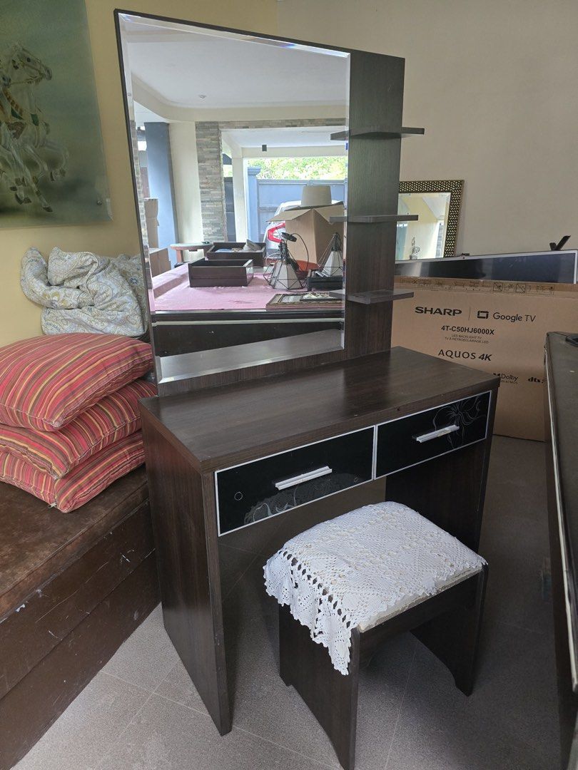 Dressing Table with Mirror (Category: Tables & Sets) located in Makati City. Submitted by metriccoldwar26 (Listing ID 1470576587, Image 1). Description: For Sale: Dresser Table with Mirror With seat (needs upholstery) Bought from Mandaue Foam Used rarely Price: 5,500 Loc: Paranaque/Pasay.