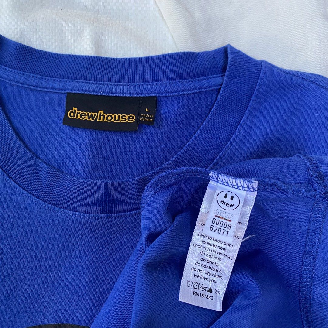 drew house Mascot SS Tee Royal Blue (Category: Tshirts & Polo Shirts ) located in Dagupan City. Submitted by marinonghustler (Listing ID 1470576149, Image 3). Description: - Brand: Drew House - Style: Short sleeve crew neck t-shirt - Color: Royal Blue with large yellow smiley face 'drew' front graphic - Size: Large - Width 23.5 x Length 29 - Condition: Good asnew -Pangasinan .
