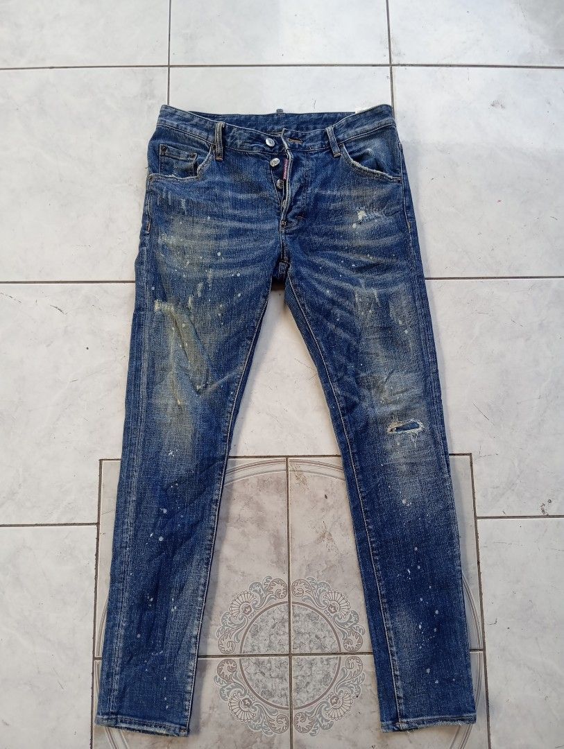 DSQUARED2 DSQ2 MILANO ITALY (Category: Jeans) located in Manila. Submitted by ricobagallon123 (Listing ID 1470589787, Image 3). Description: .