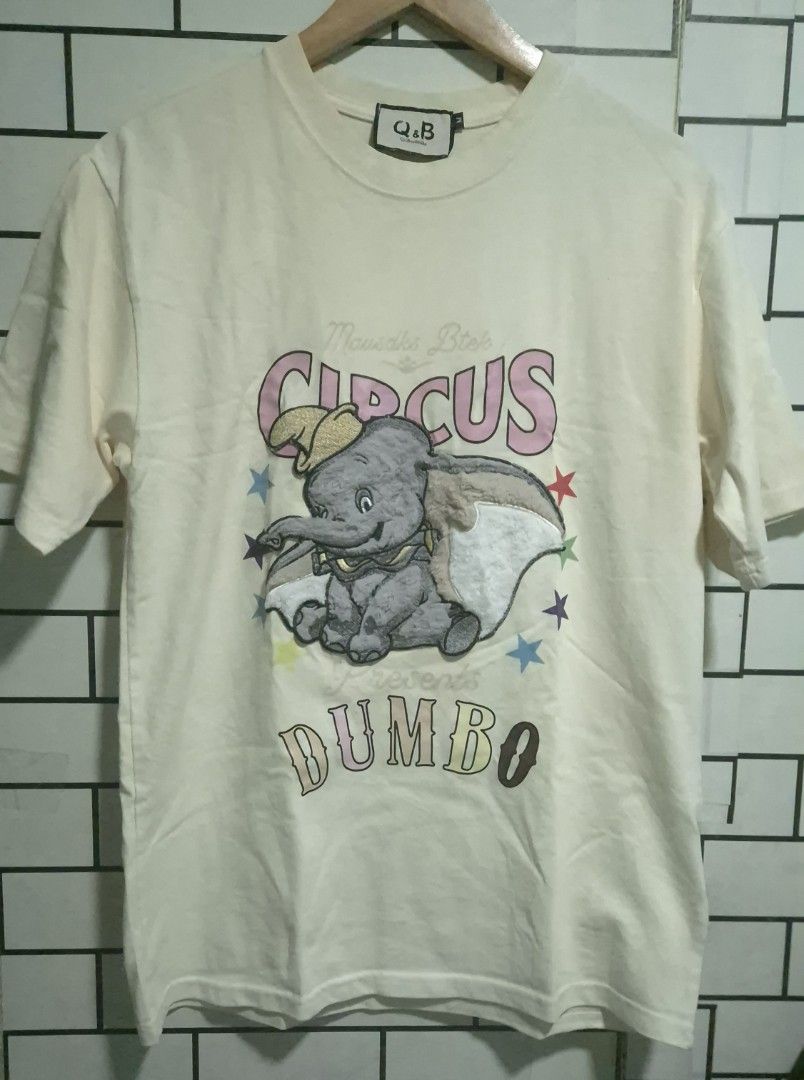 Dumbo Circus Pastel Yellow Shirt (Category: Shirts) located in Bulacan. Submitted by rgrs.collexn (Listing ID 1470742908, Image 3). Description: May mga himulmol pero I think kaya naman tanggalin. Wala na lang time. May mga oil stains din sya, need ng babad. Other than that, sobrang ganda ng fabric and ng quality. Up to XL ✨ Check out my listings for more affordable preloved finds! ✨ Please manage your expectations as all items are preloved. Any 