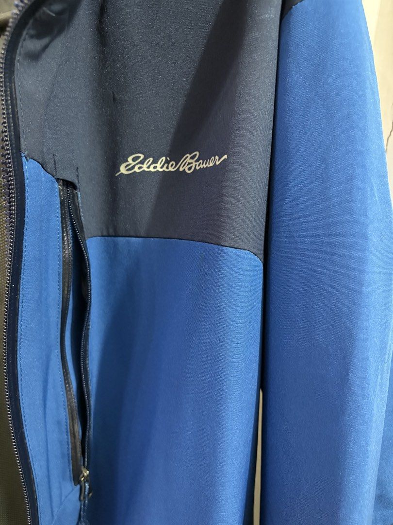 Eddie Bauer Weatheredge PLUS Men Hooked Shell Waterproof Ski Jacket Size M (Category: Coats, Jackets and Outerwear) located in Manila. Submitted by shoepatos4u (Listing ID 1470637581, Image 2). Description: • Waterproofing & Breathability: 10K/10K fully seam-sealed fabric rating using exclusive WeatherEdge Plus and StormRepel DWR technology. • Material: 100% polyester shell with TPU film backing. • Ventilation & Storm Protection: Ventilating pit 