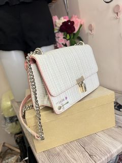 (Category: ) located in . Submitted by handpicked_collections_ph (Listing ID 1470662972, Image 1). Description: .