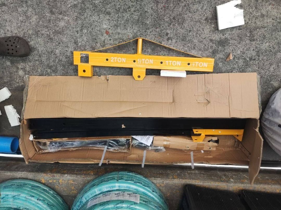 engine crane (Category: Home Improvement Tools & Accessories) located in Manila. Submitted by joeyroque09 (Listing ID 1470567606, Image 2). Description: engine crane .
